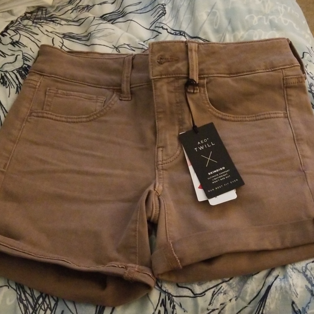 American Eagle Twill Shorts Midi